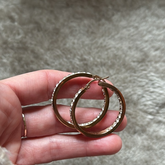 Vintage Rhinestone Gold Hoops - Picture 5 of 9